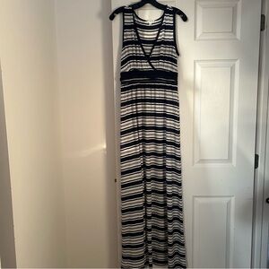 Max Studio Striped Maxi V Neck Dress Navy/Off White
